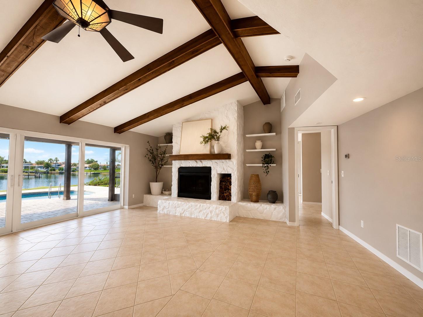 VENETIAN ISLES - Residential