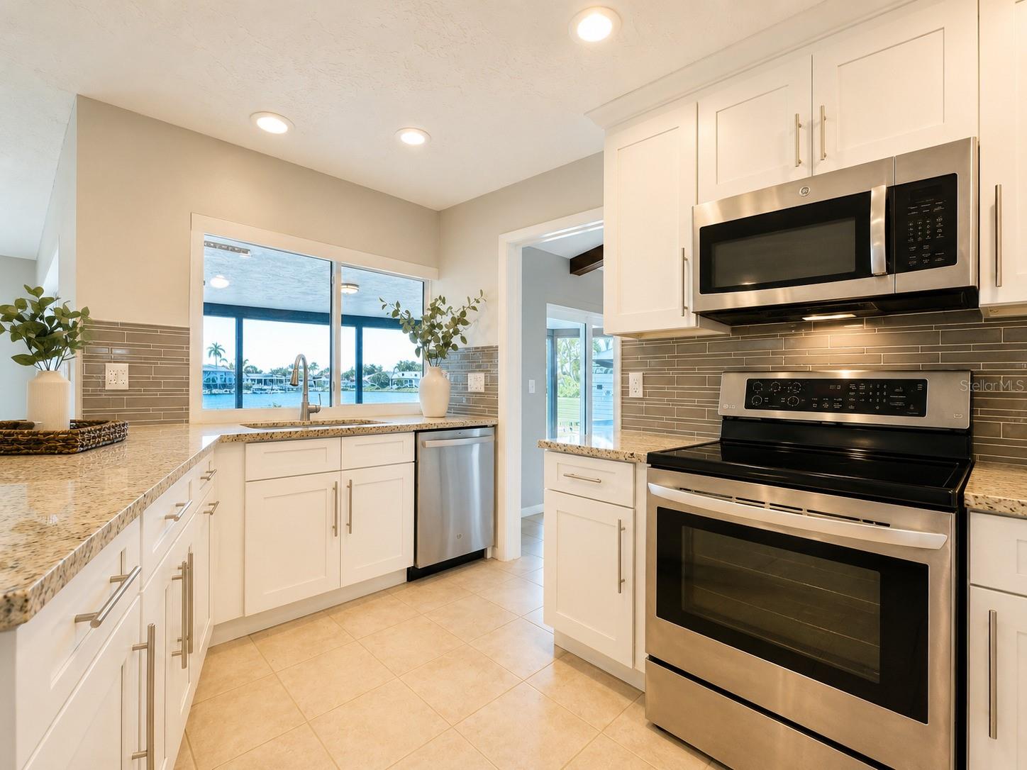 VENETIAN ISLES - Residential