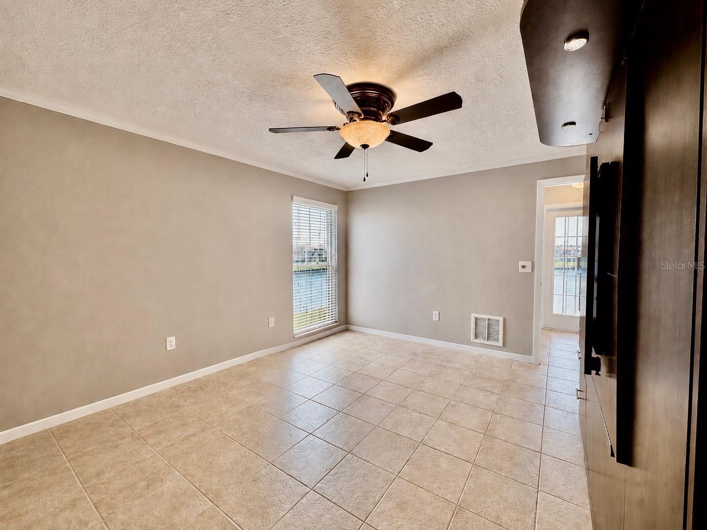 VENETIAN ISLES - Residential