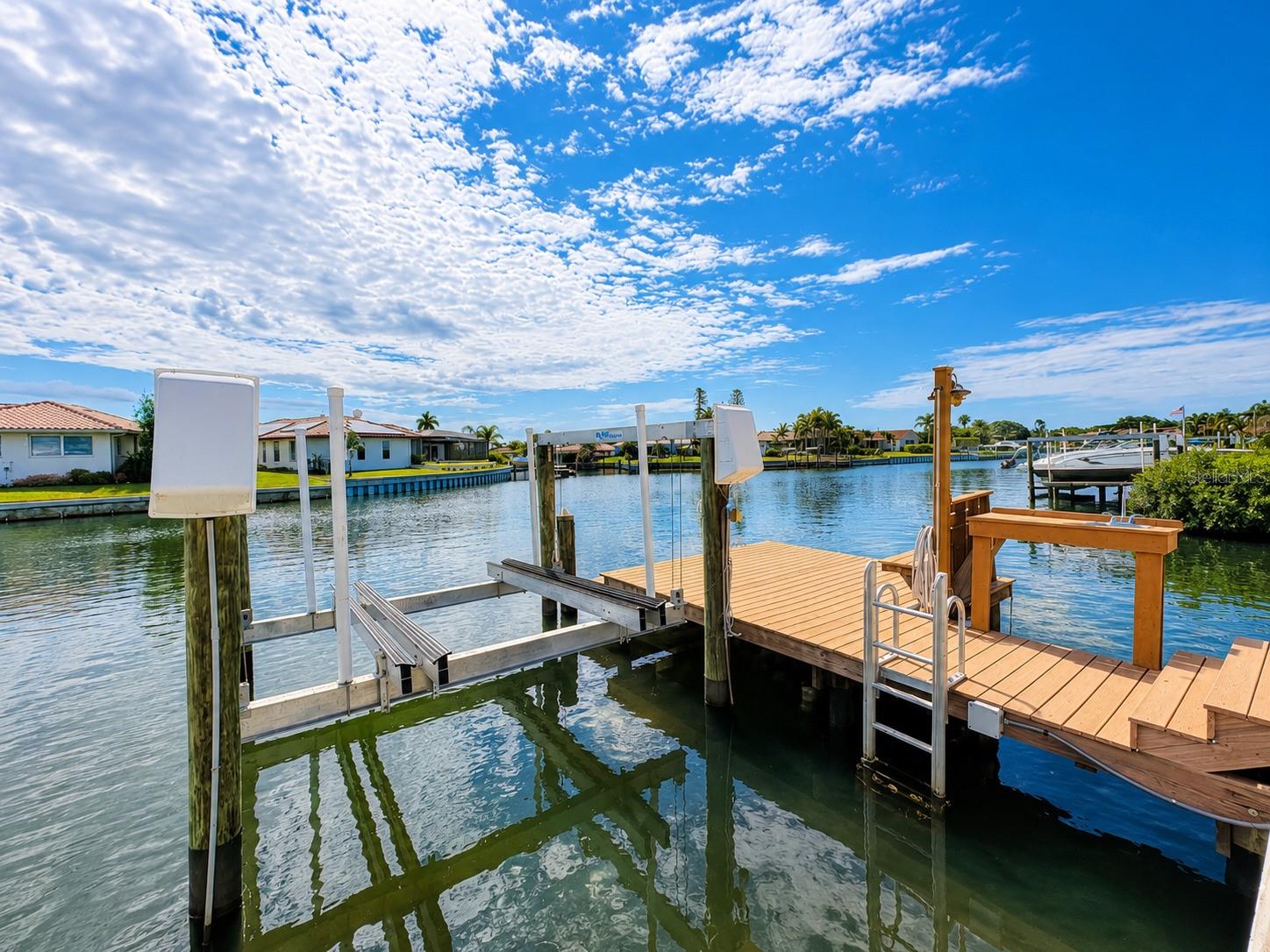 VENETIAN ISLES - Residential
