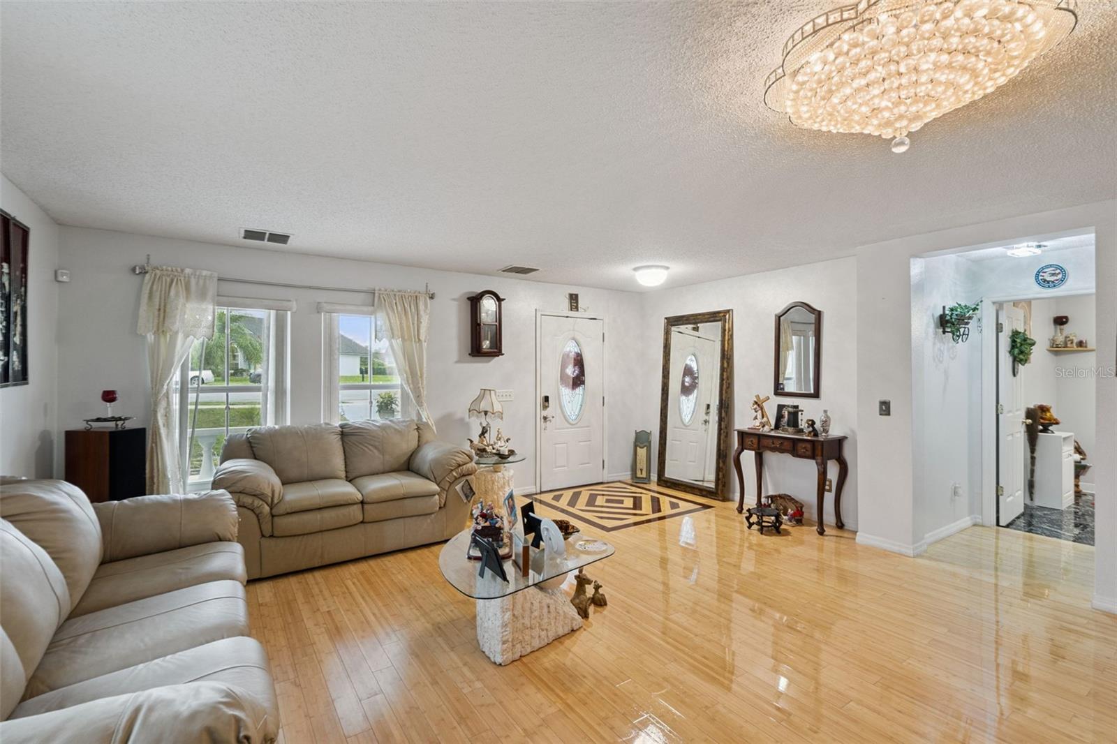 OAK LANDING UNIT 1 - Residential