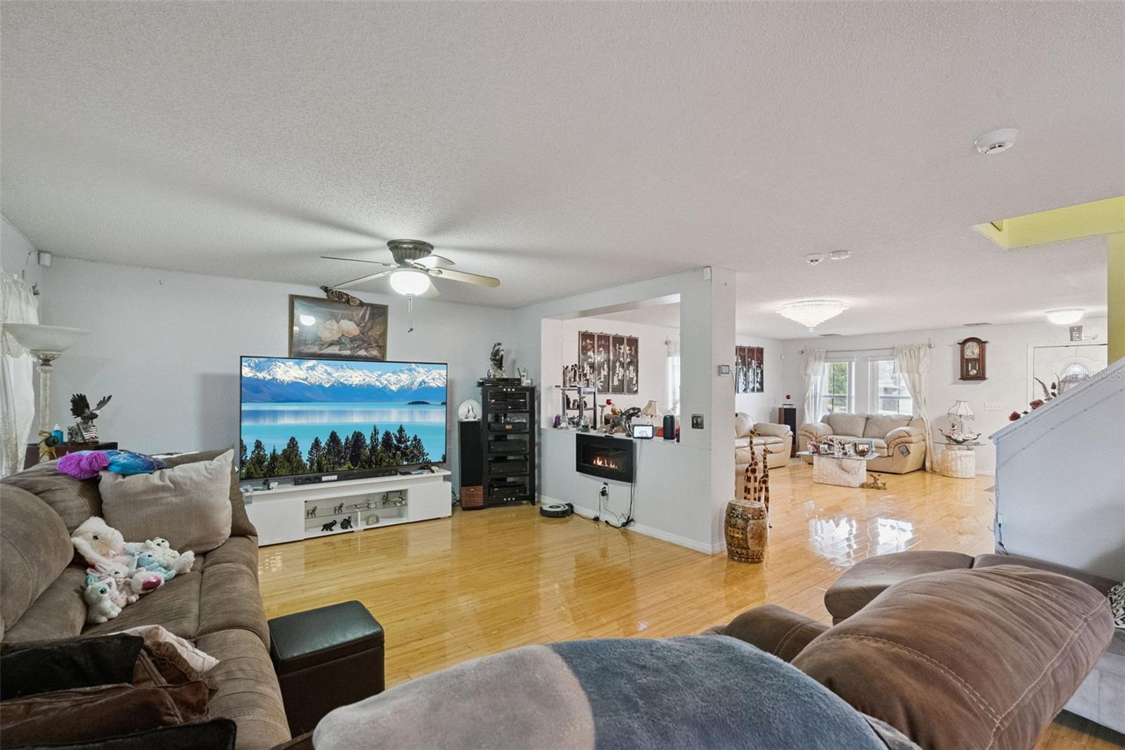 OAK LANDING UNIT 1 - Residential