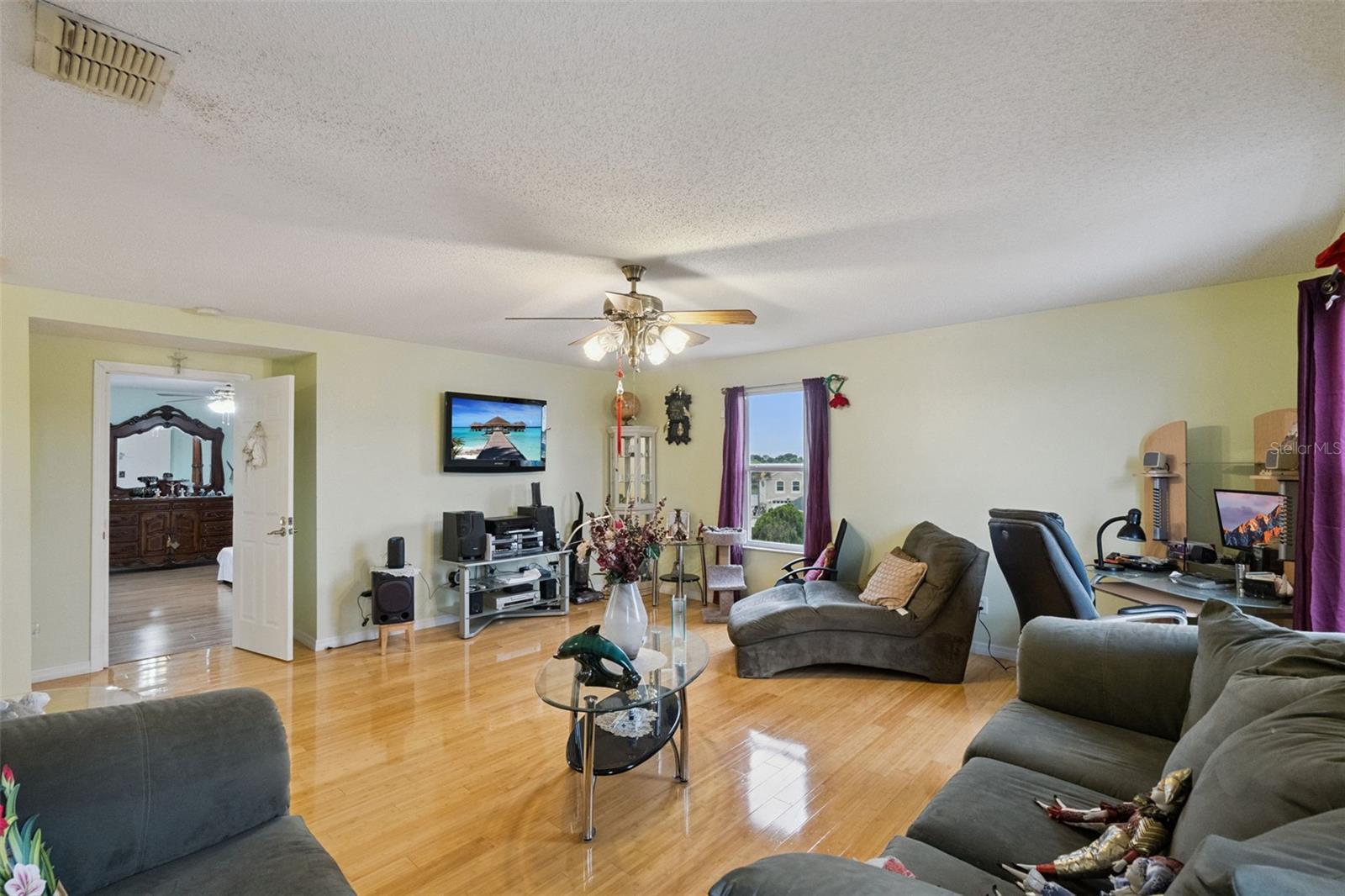 OAK LANDING UNIT 1 - Residential