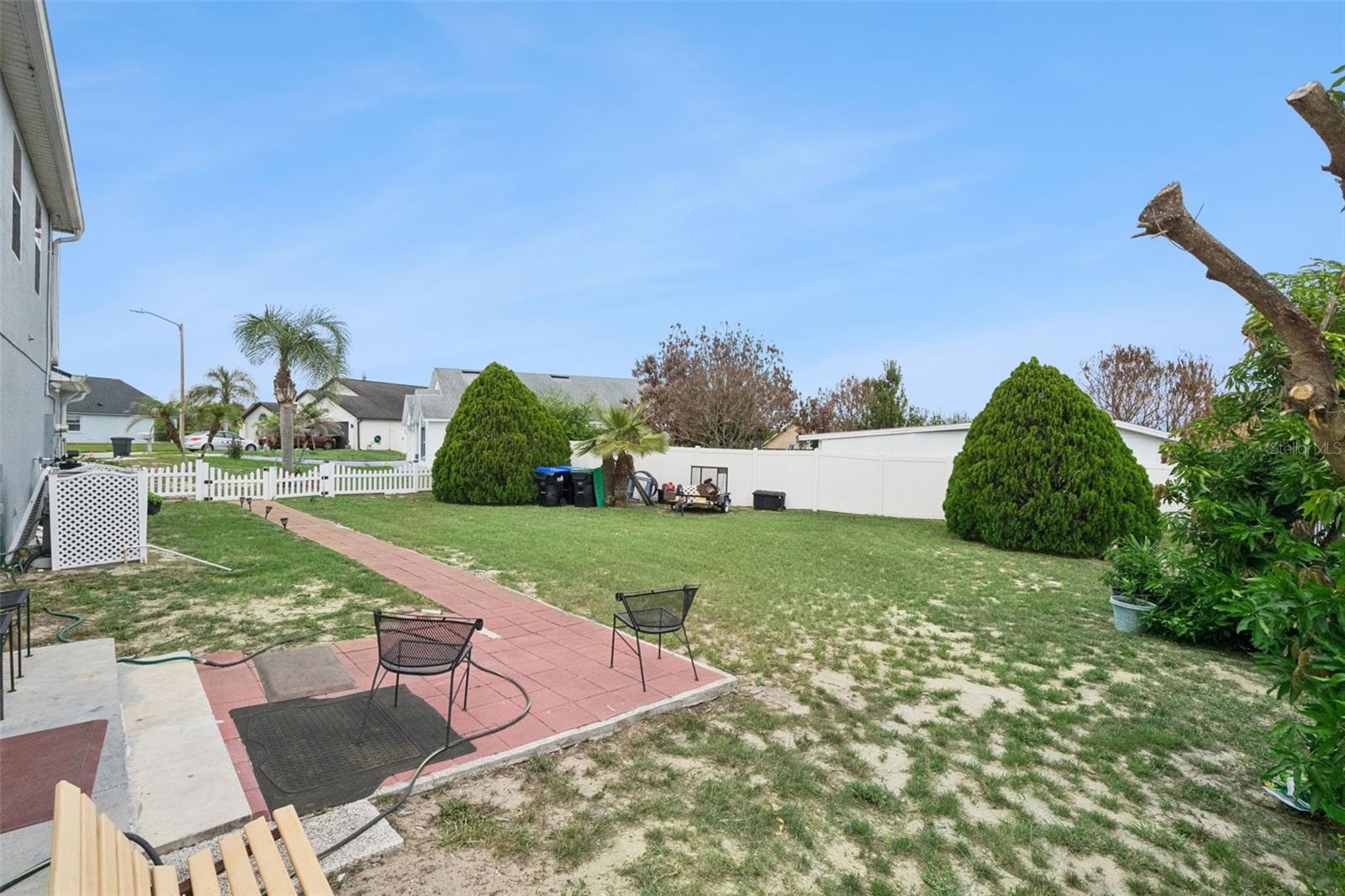 OAK LANDING UNIT 1 - Residential