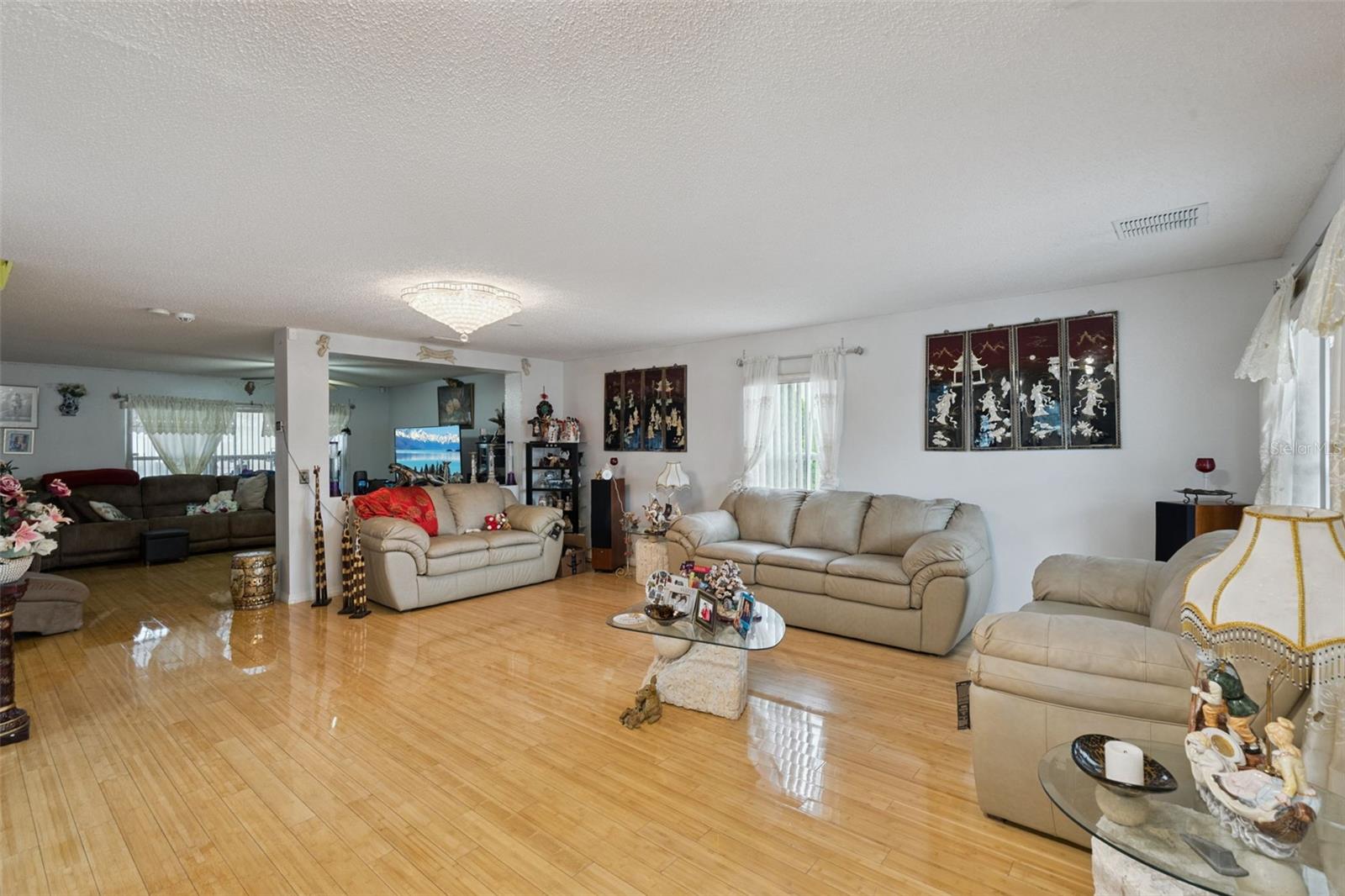 OAK LANDING UNIT 1 - Residential
