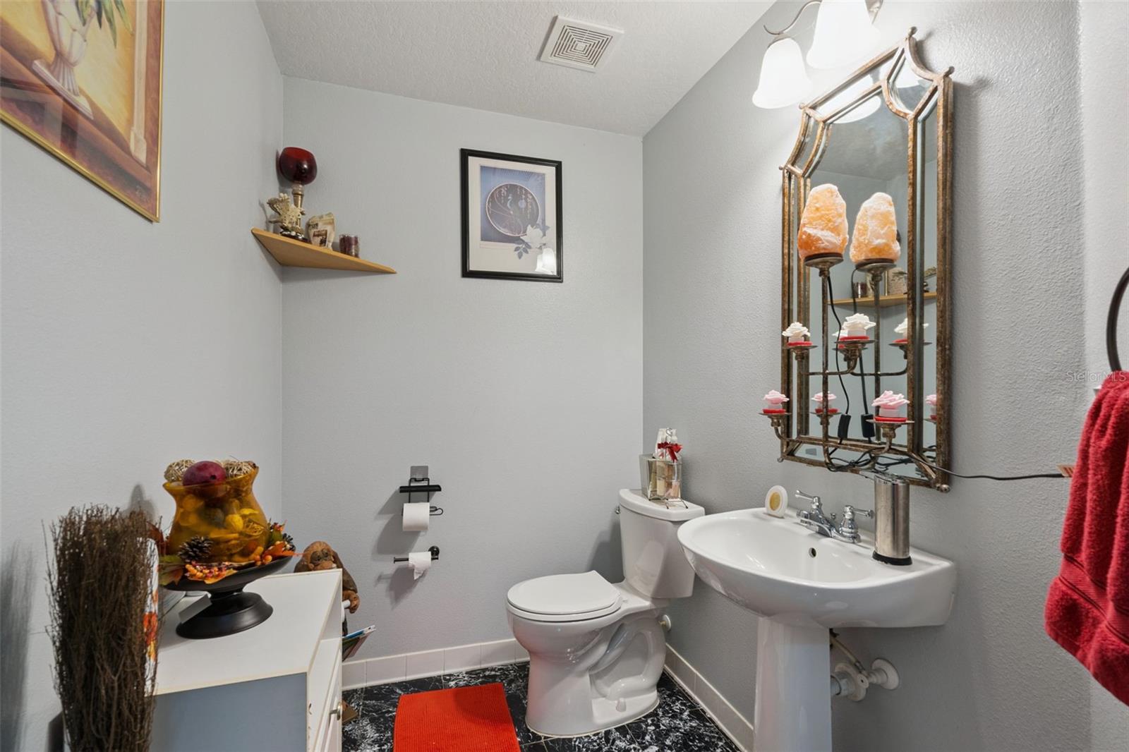 OAK LANDING UNIT 1 - Residential