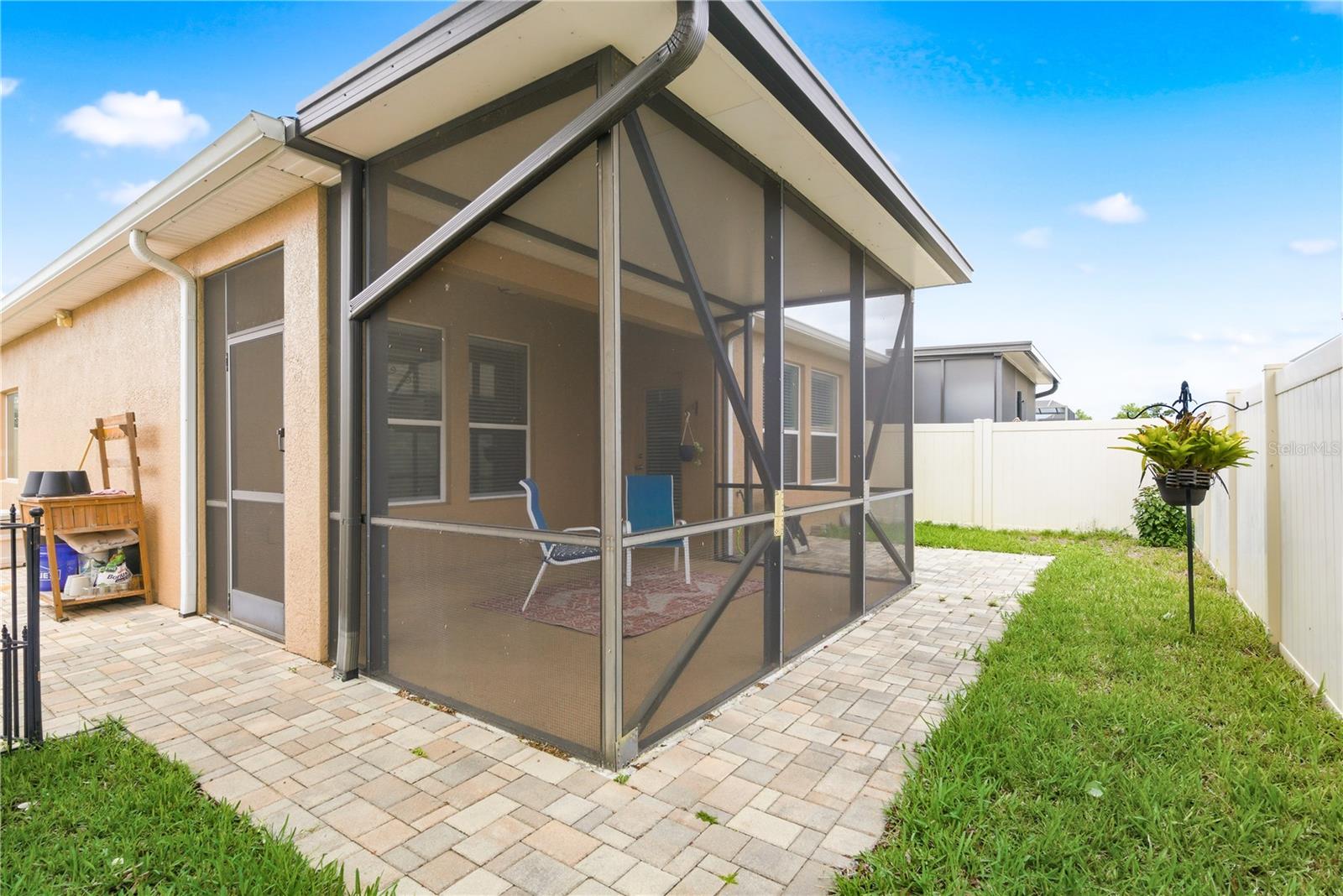 GULFWINDS - Residential Lease