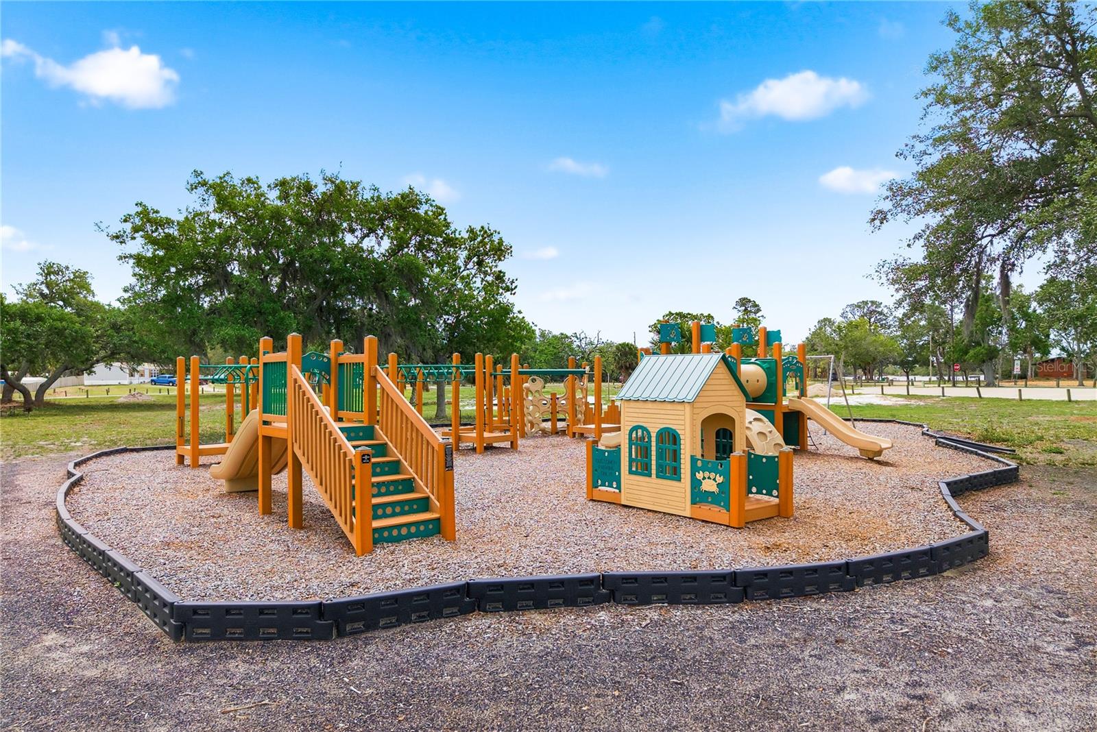 GULFWINDS - Residential Lease