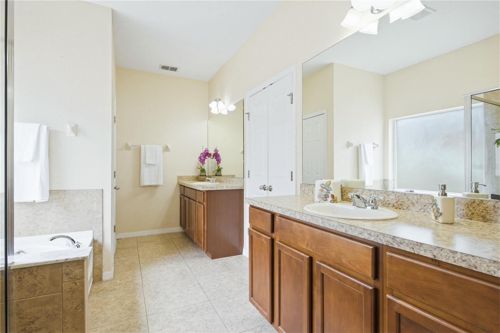 GULFWINDS - Residential Lease