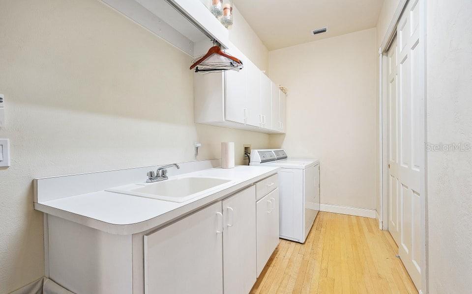 BROADWATER - Residential