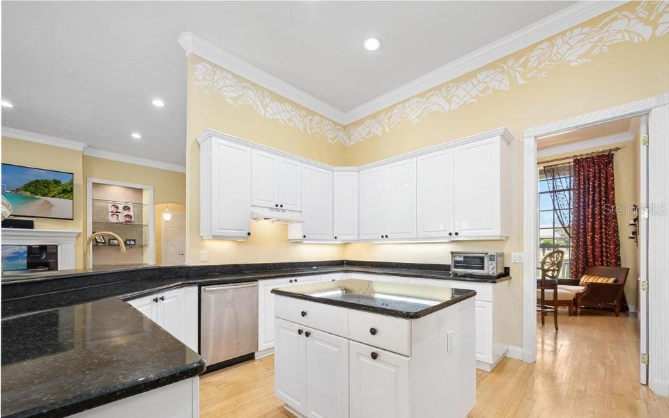 BROADWATER - Residential