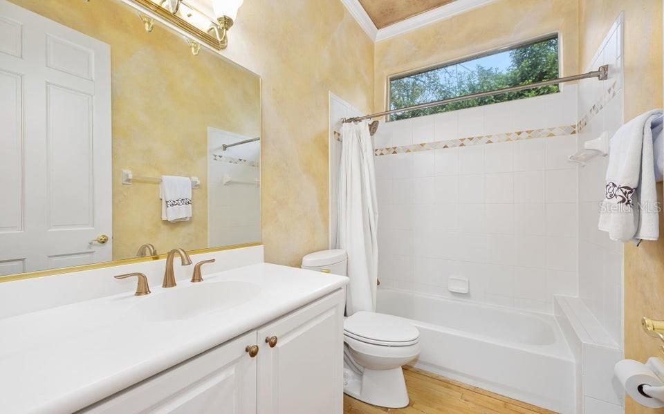 BROADWATER - Residential