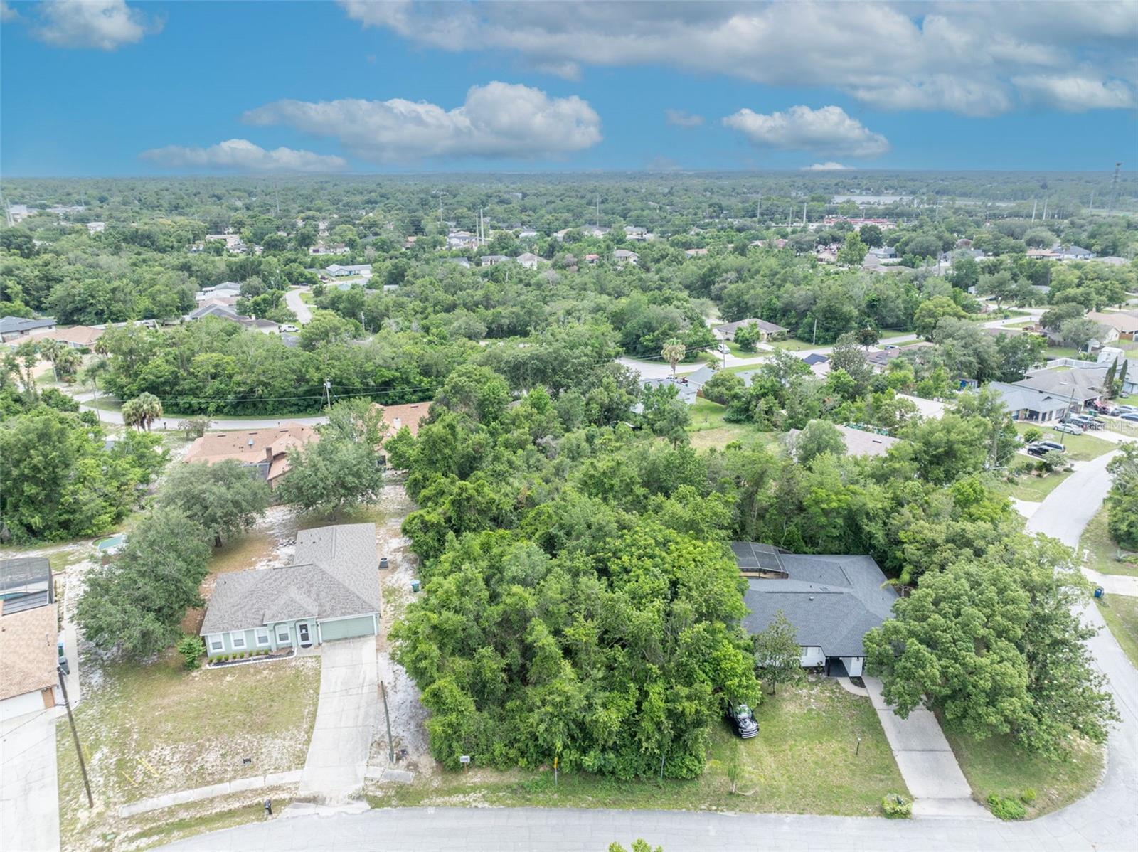 DELTONA LAKES UNIT 03 - Land