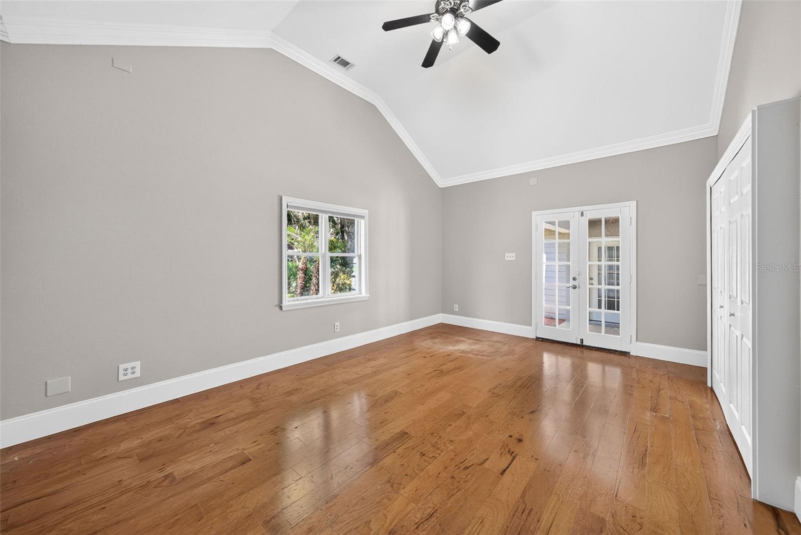 SANDY SHORES - Residential