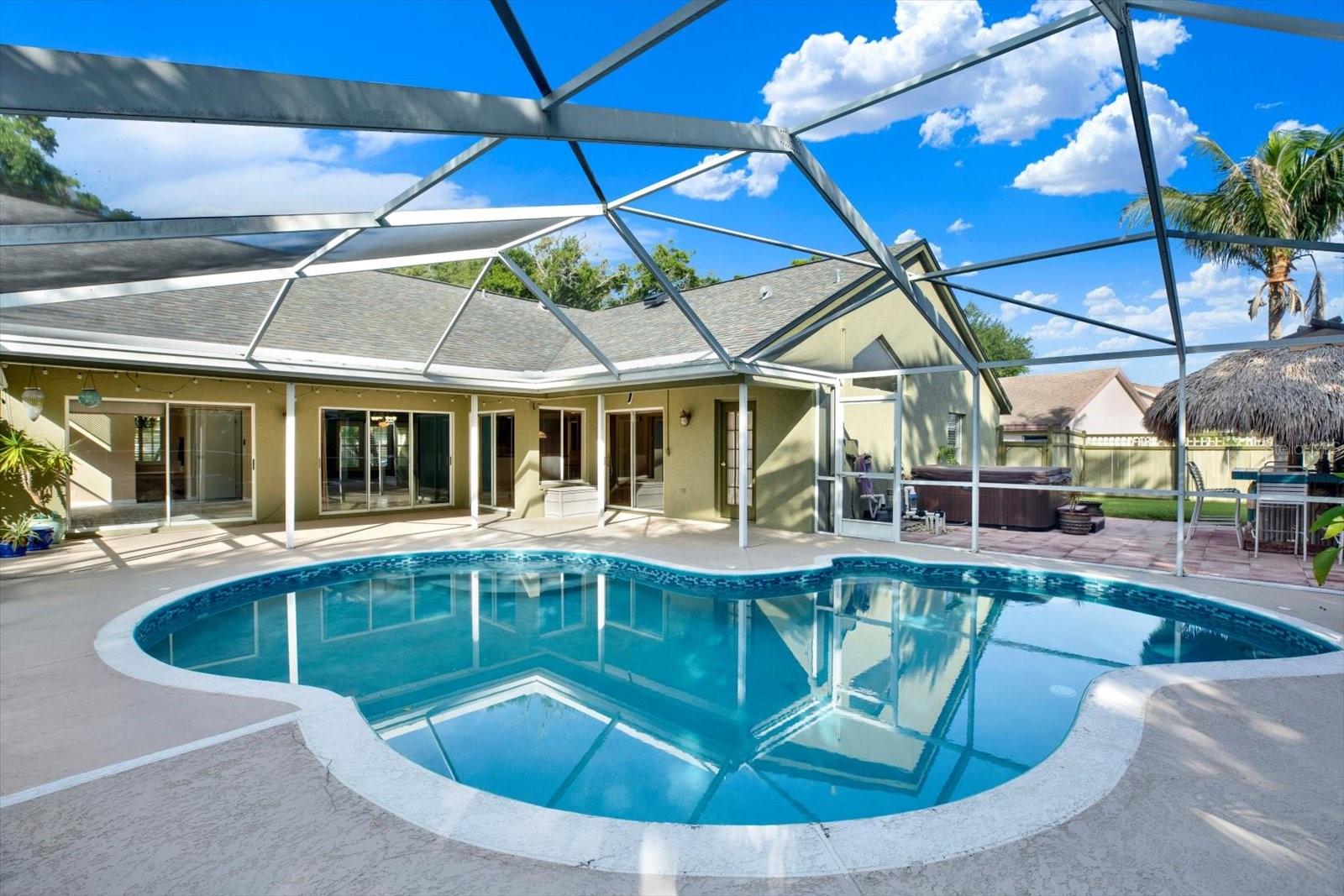 PIPERS MEADOW - Residential