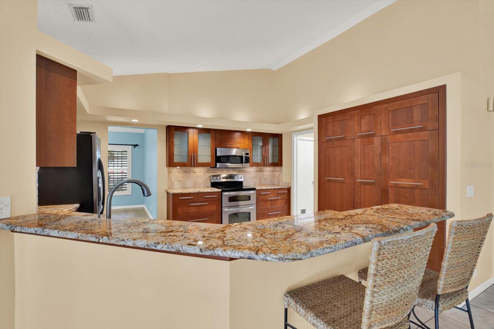 PIPERS MEADOW - Residential