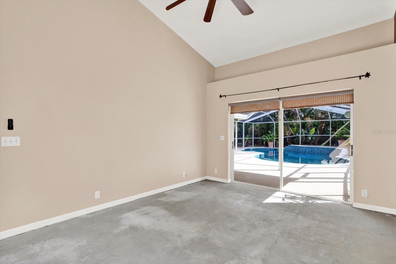 PIPERS MEADOW - Residential
