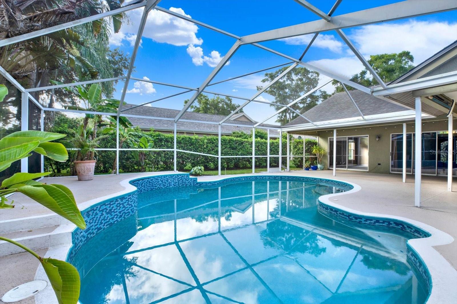 PIPERS MEADOW - Residential