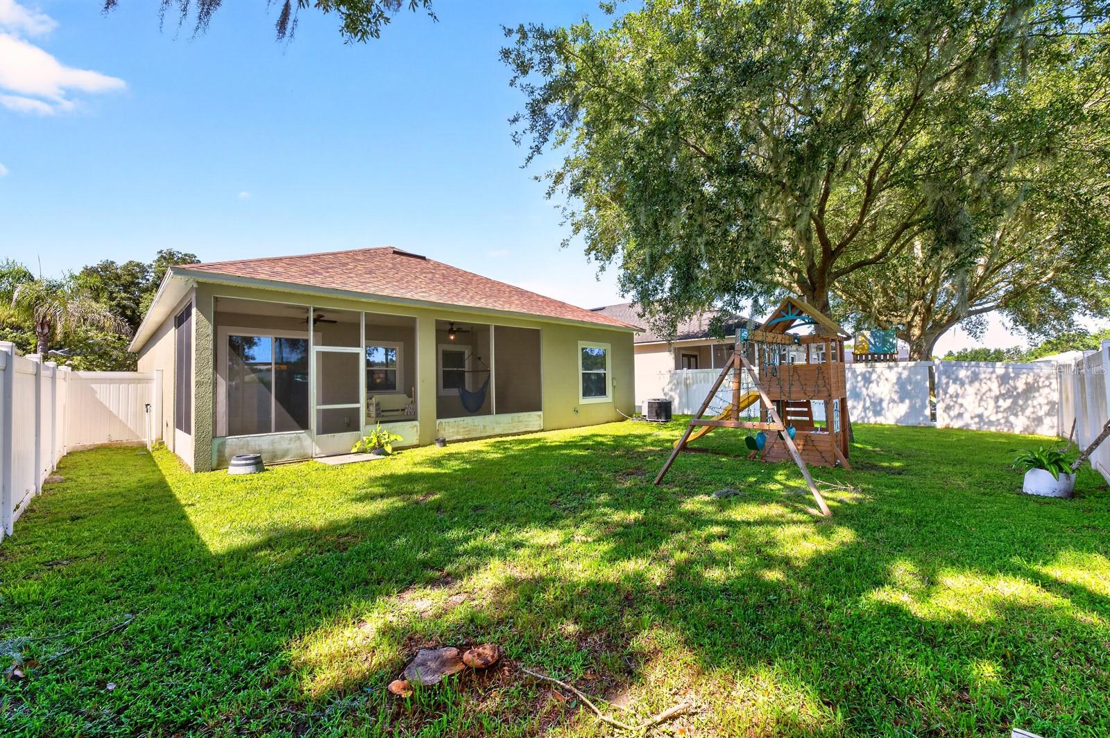 MALLORY SQUARE PH 01 - Residential