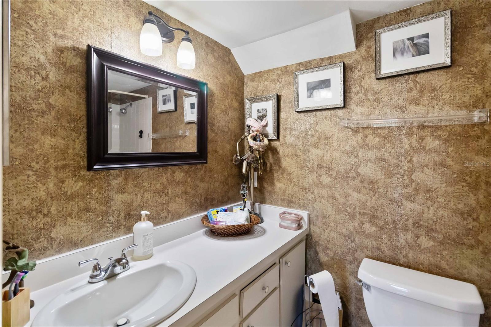 ORIENTA POINT CONDO 1 - Residential