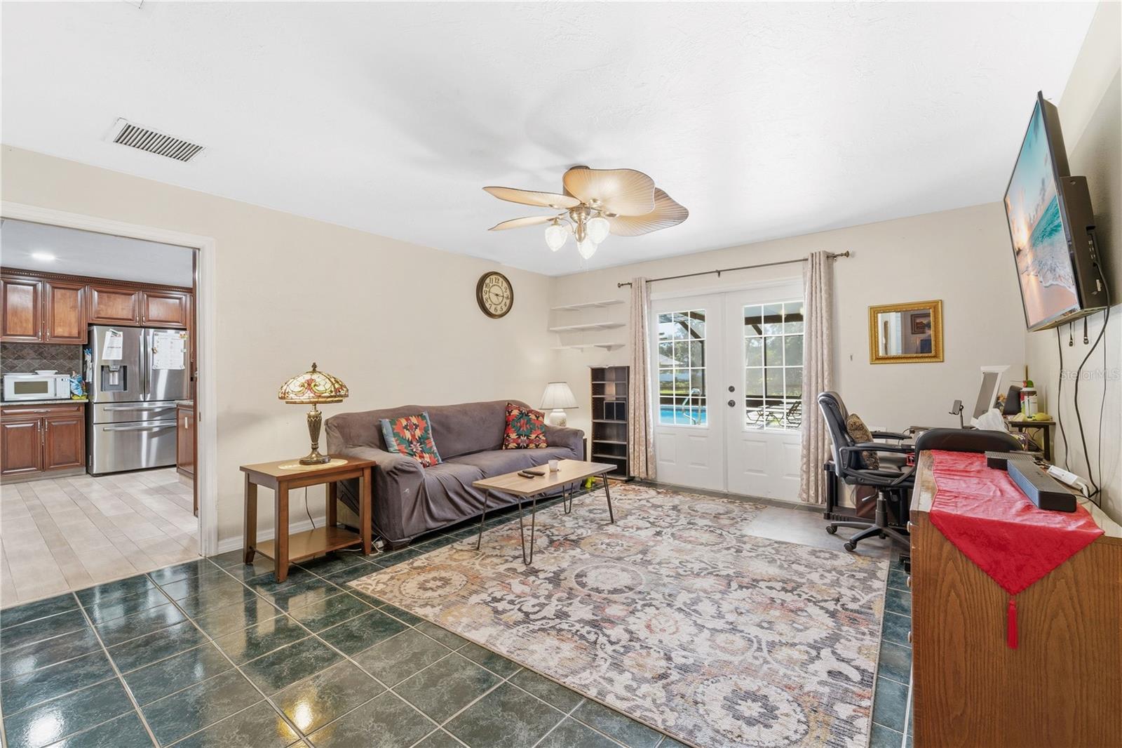 SPRING HILL - Residential