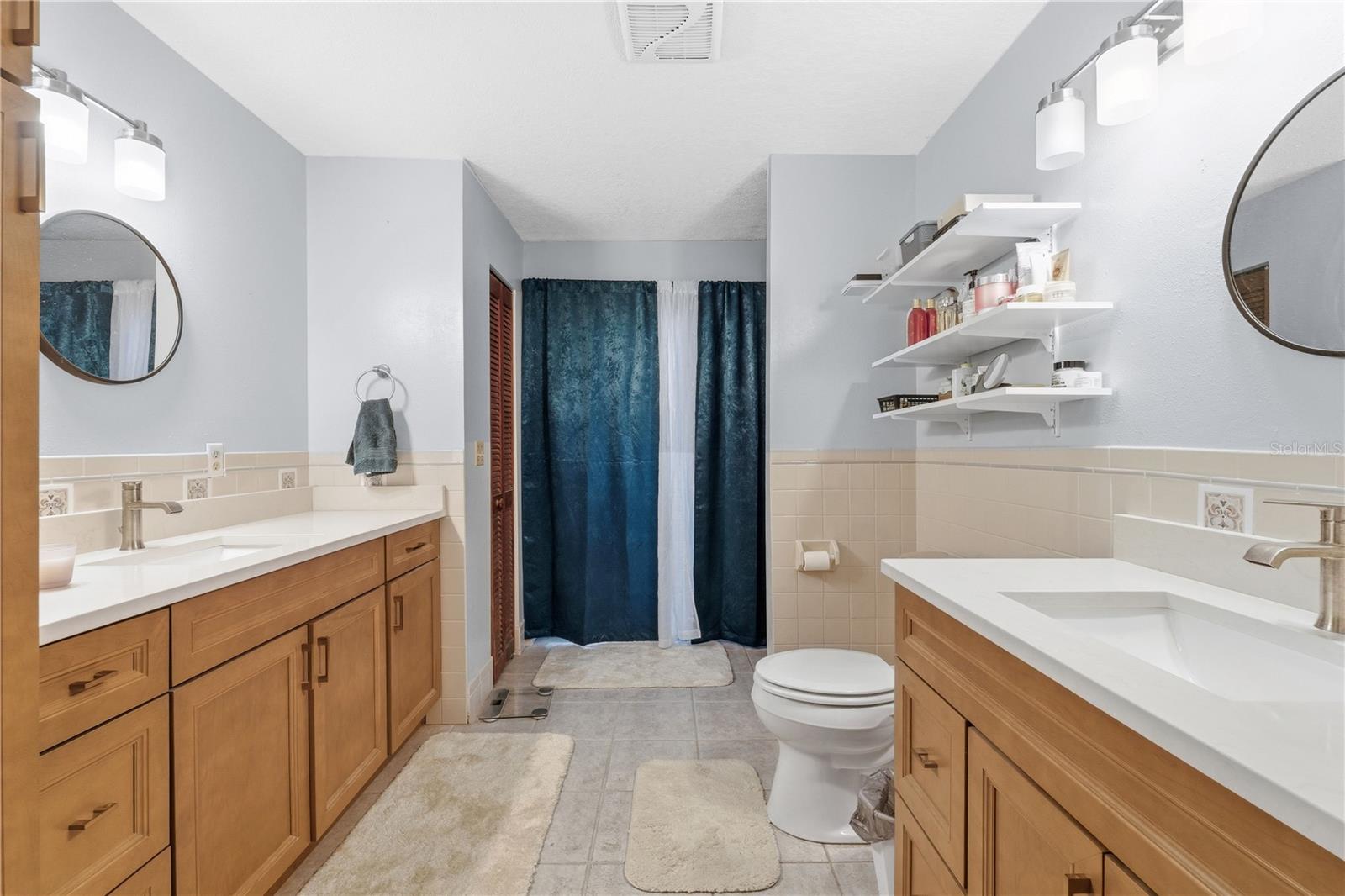 SPRING HILL - Residential