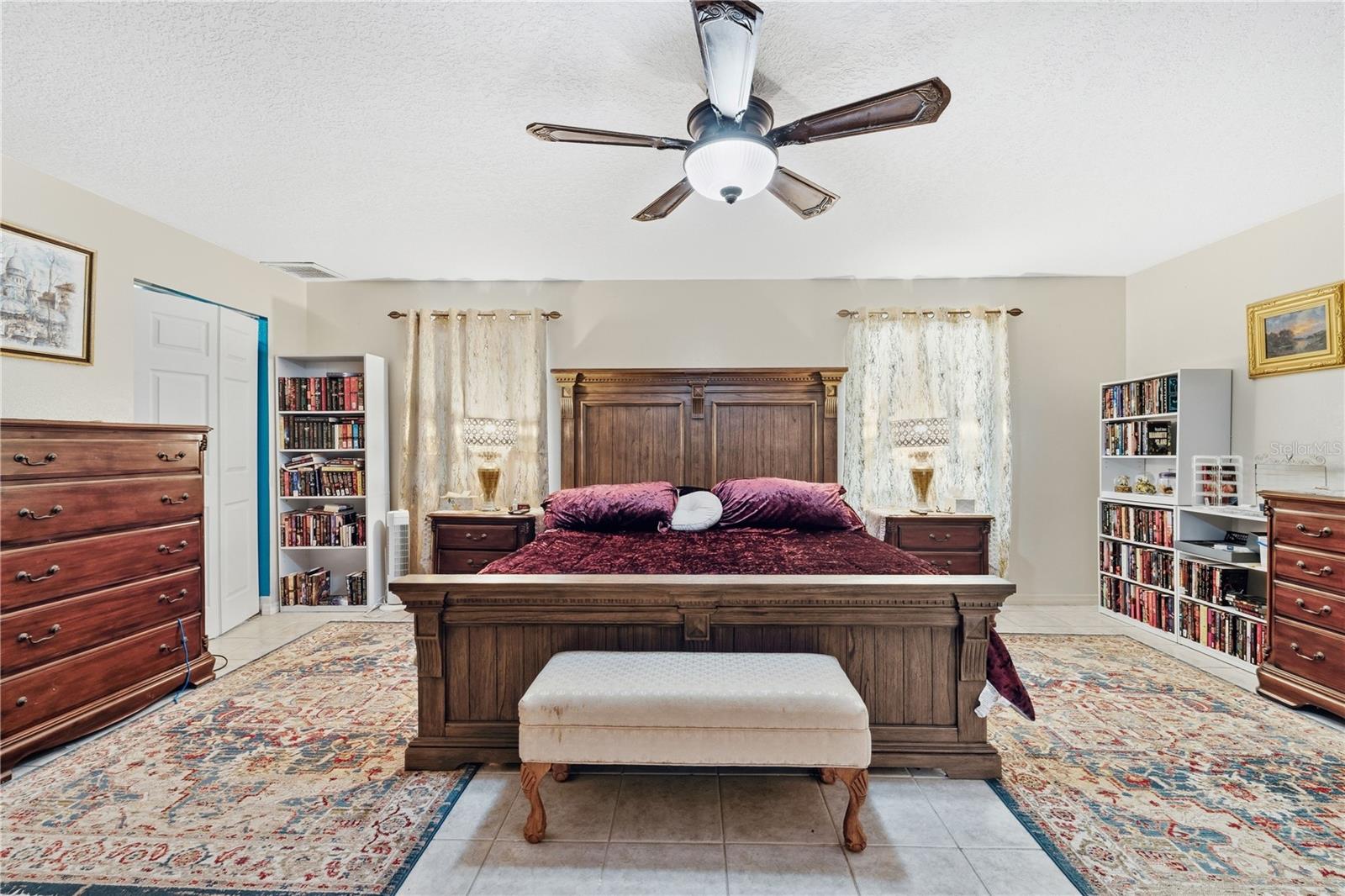 SPRING HILL - Residential
