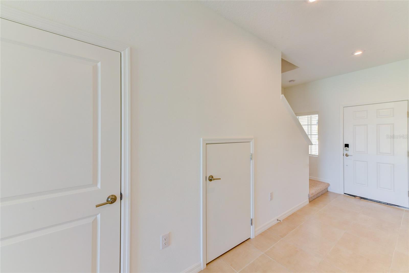 PALMERO - Residential Lease