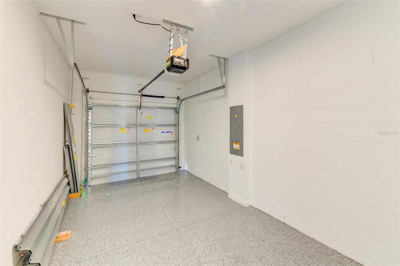 PALMERO - Residential Lease