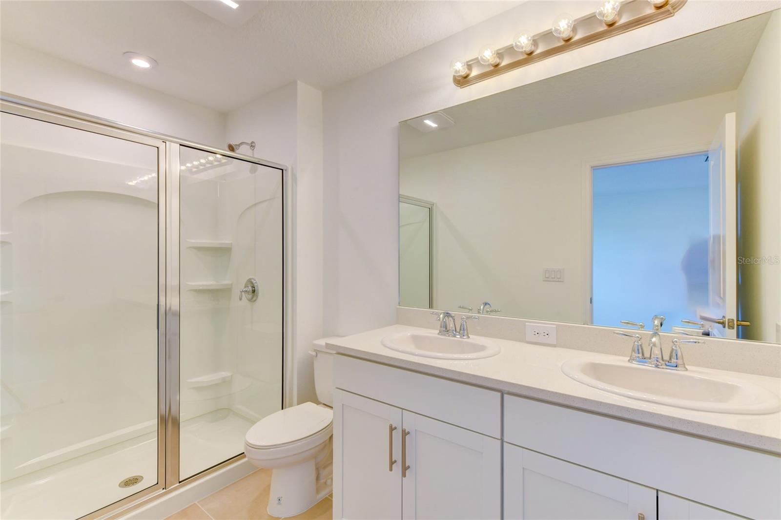 PALMERO - Residential Lease