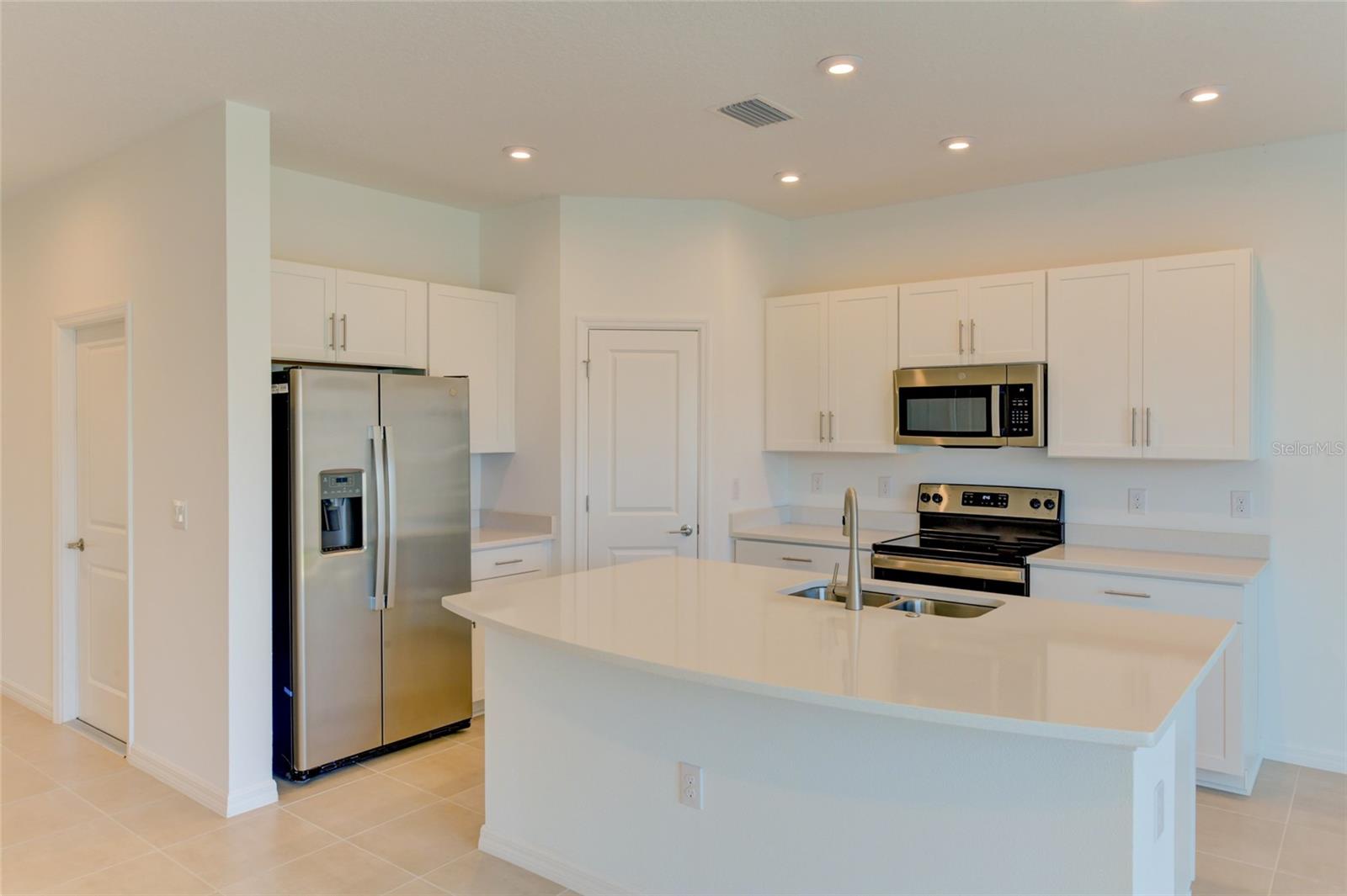 PALMERO - Residential Lease
