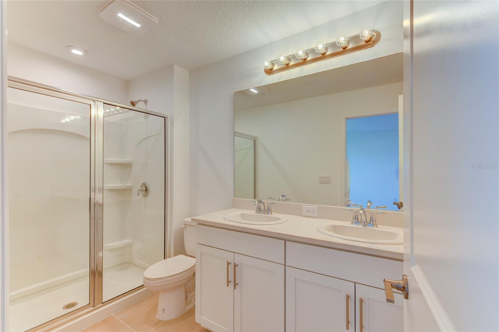 PALMERO - Residential Lease