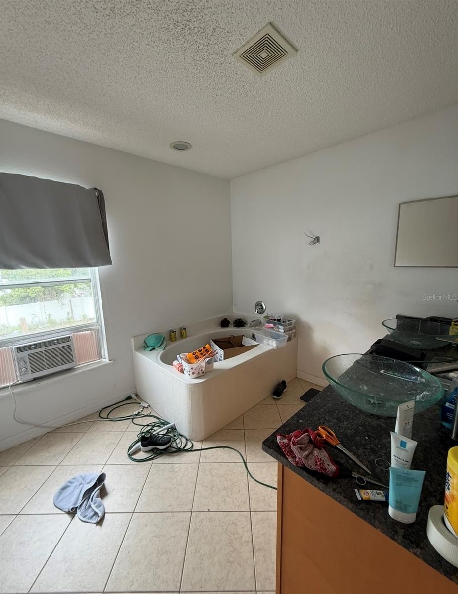SPRING HILL UNIT 22 - Residential