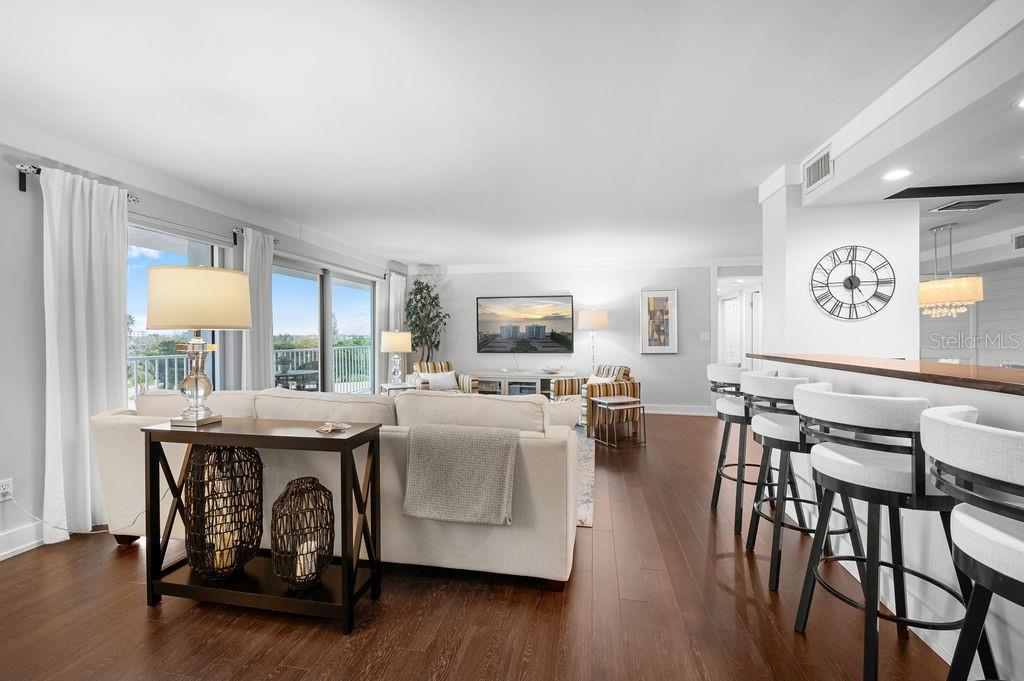 ISLANDER CLUB OF LONGBOAT - Residential