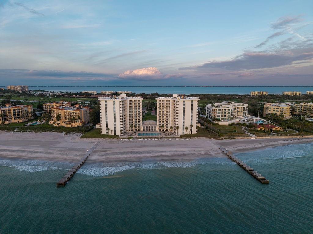 ISLANDER CLUB OF LONGBOAT - Residential