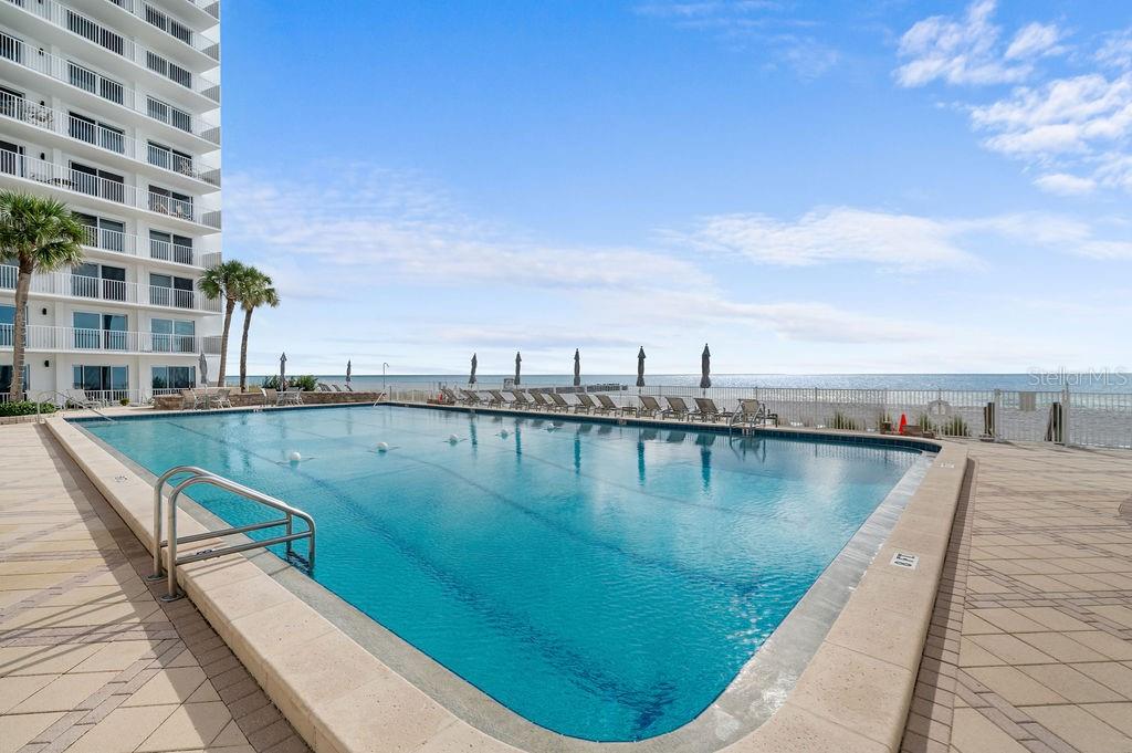 ISLANDER CLUB OF LONGBOAT - Residential