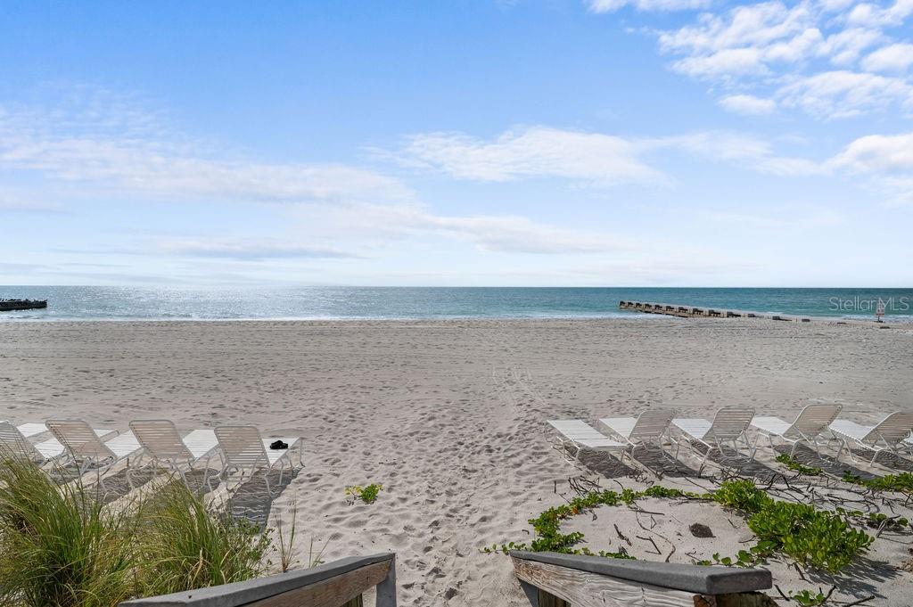 ISLANDER CLUB OF LONGBOAT - Residential