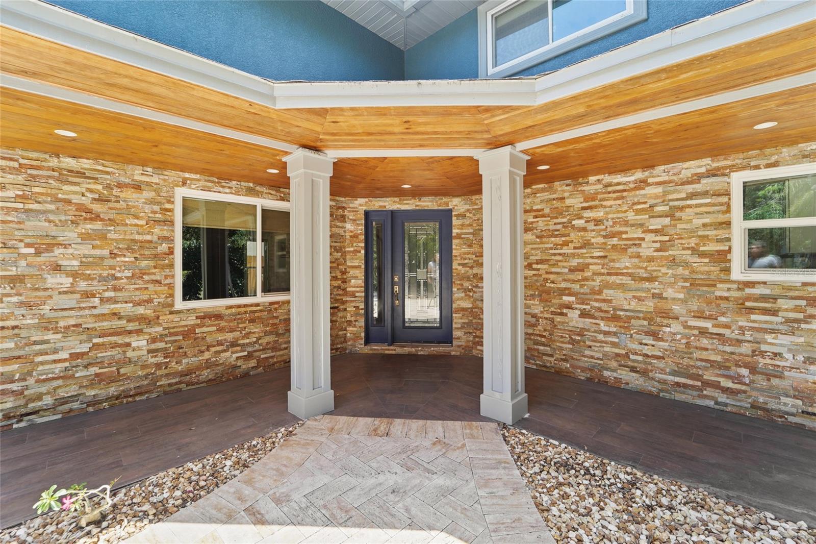 COUNTRY GENTLEMEN ACRES - Residential