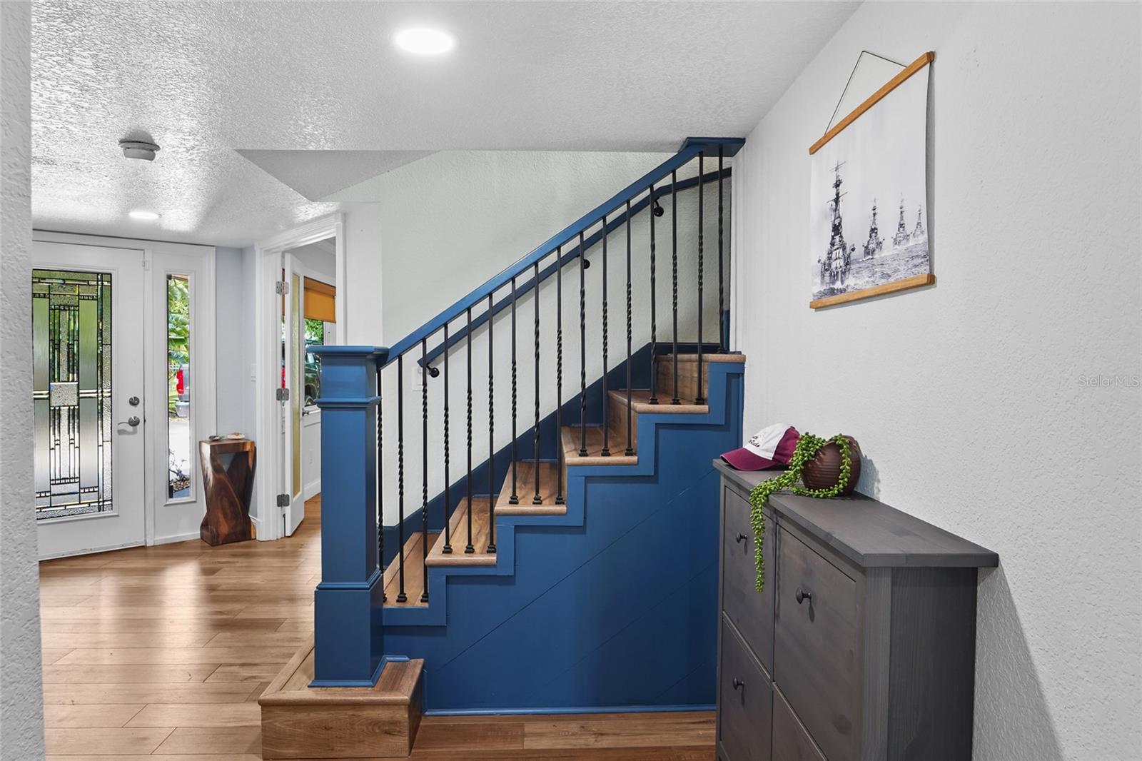 COUNTRY GENTLEMEN ACRES - Residential