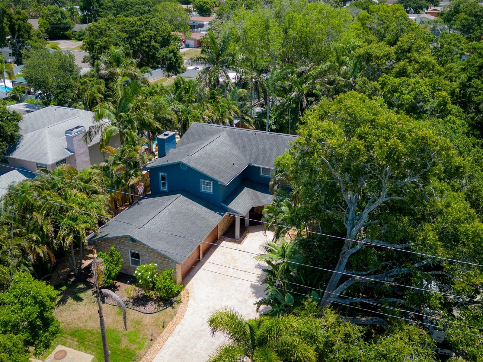 COUNTRY GENTLEMEN ACRES - Residential