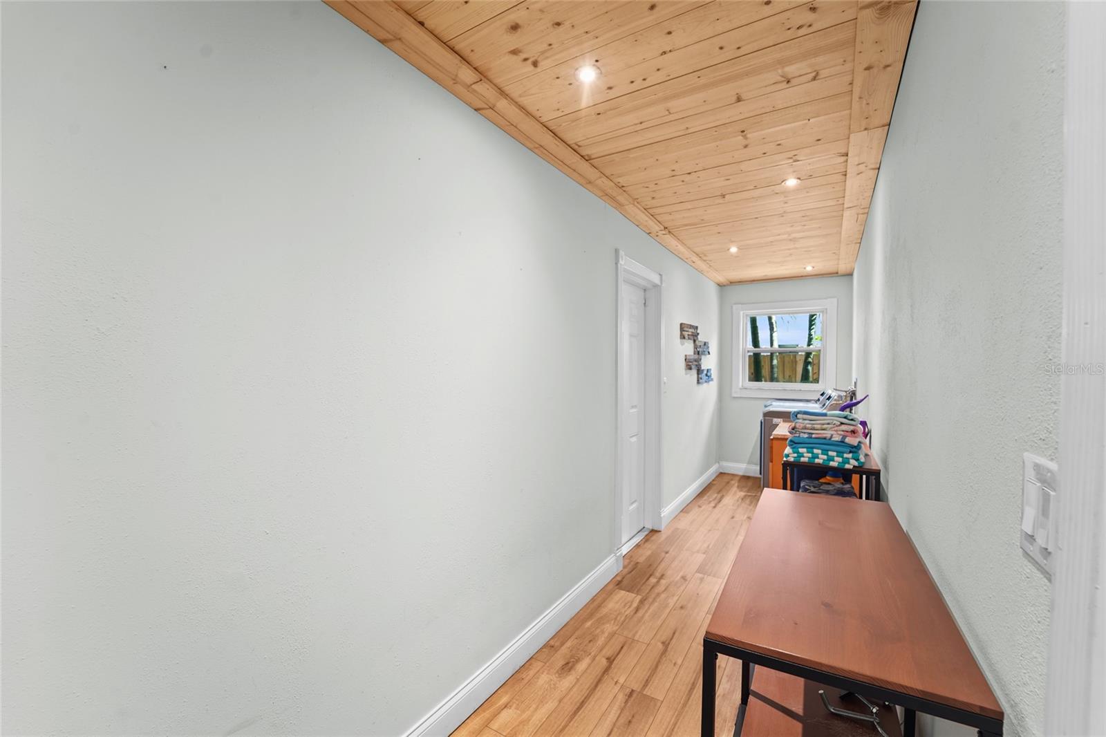 COUNTRY GENTLEMEN ACRES - Residential