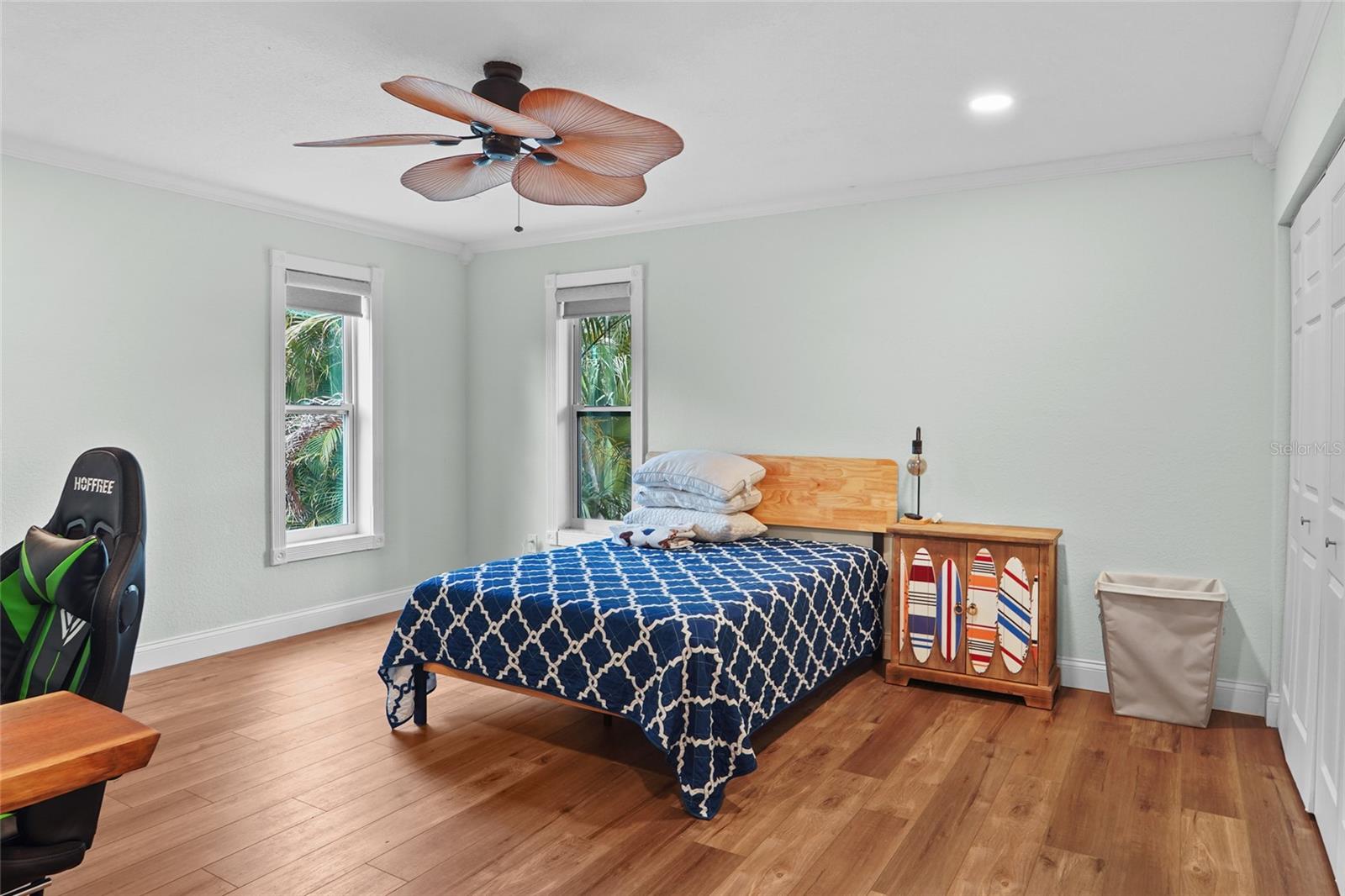 COUNTRY GENTLEMEN ACRES - Residential
