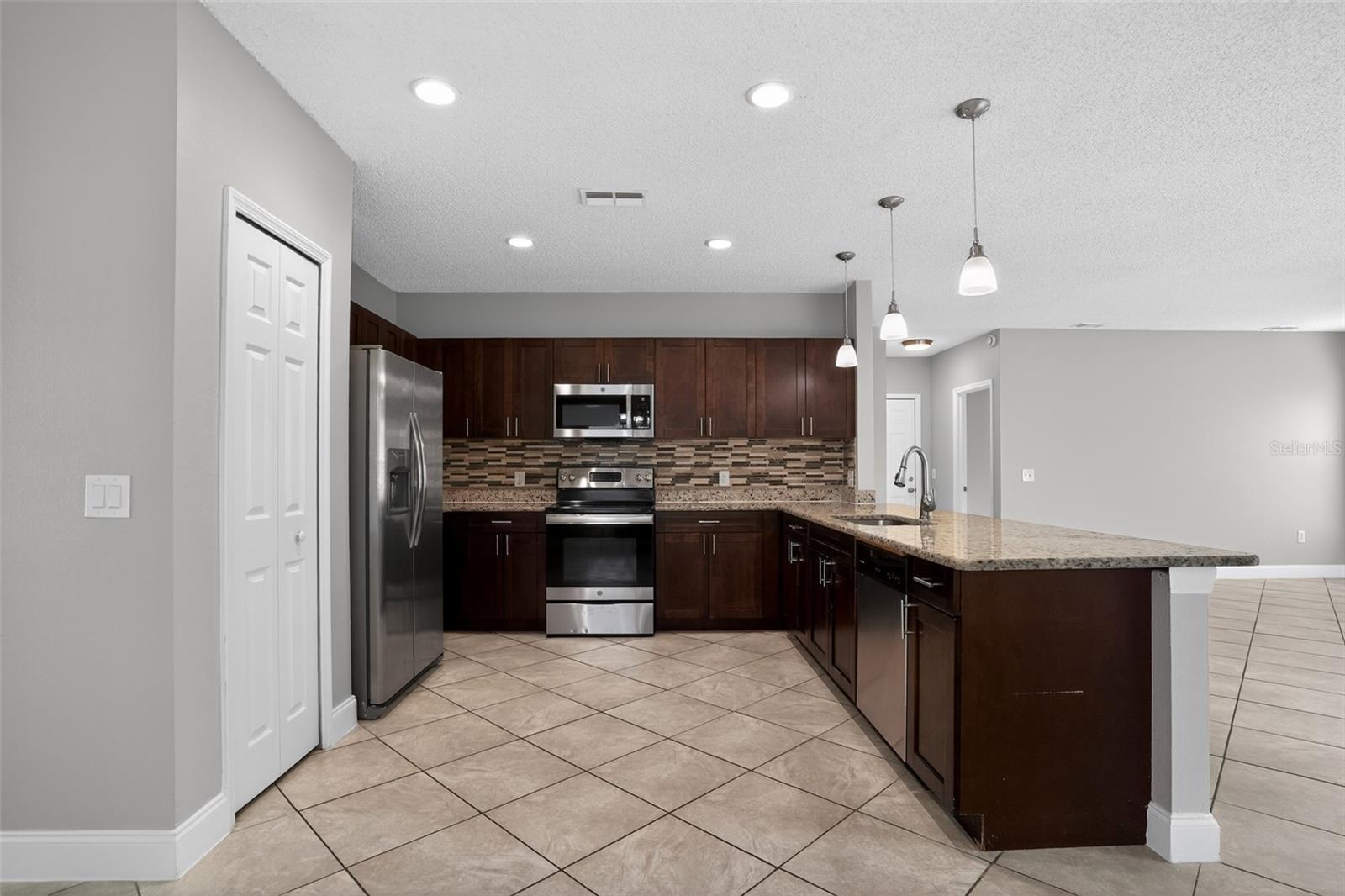 POINCIANA VILLAGE 2 NBHD 3 - Residential