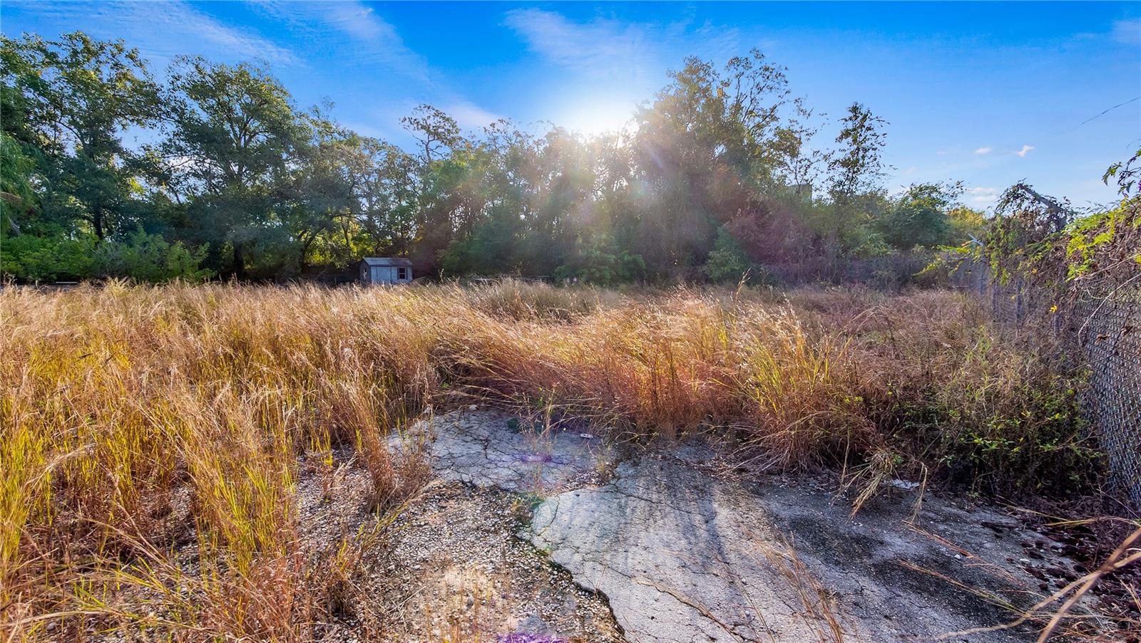 LAKE HIGHLANDS 19-22-26 - Land