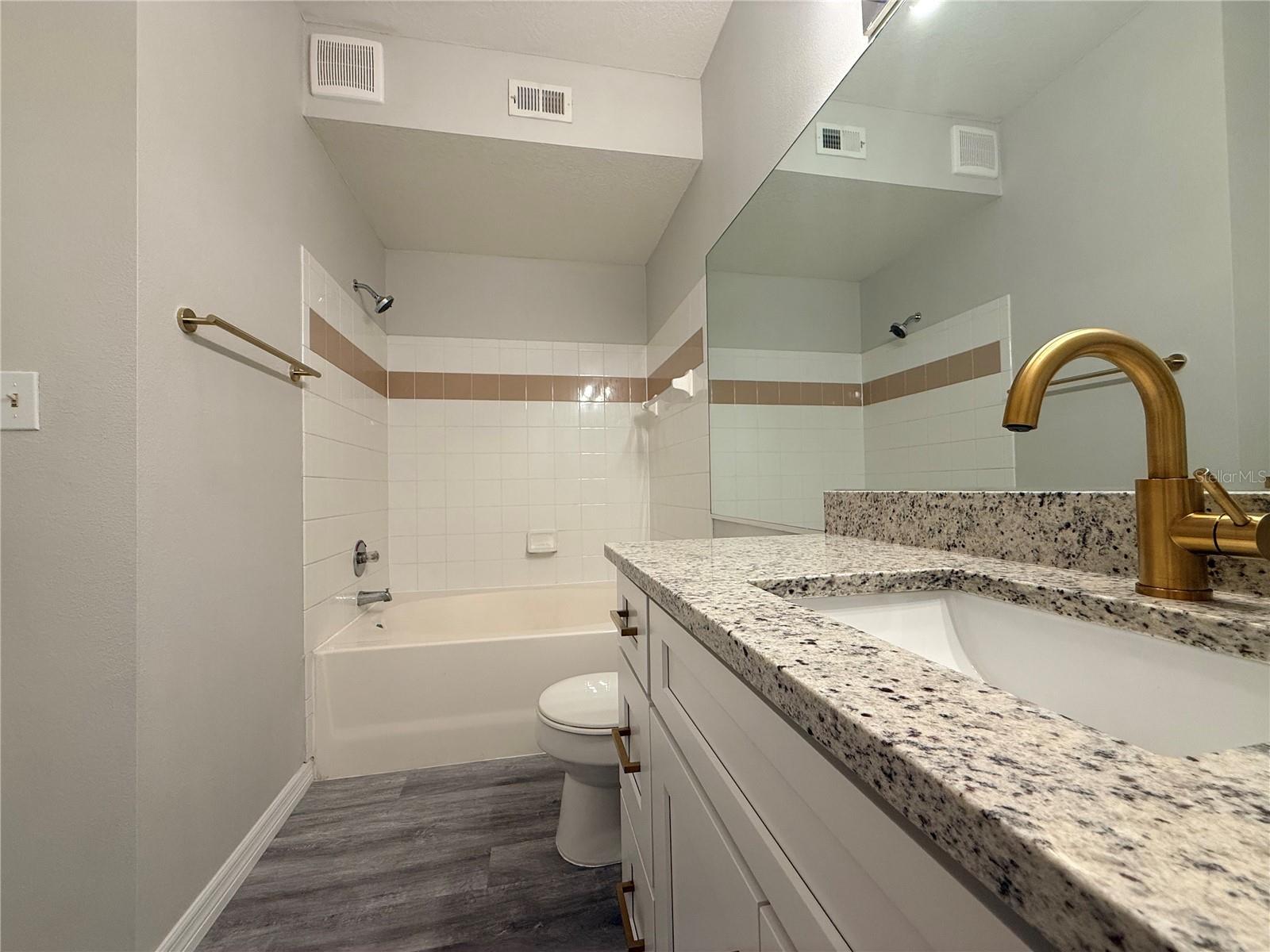 THE PINNACLE AT CARROLLWOOD A - Residential