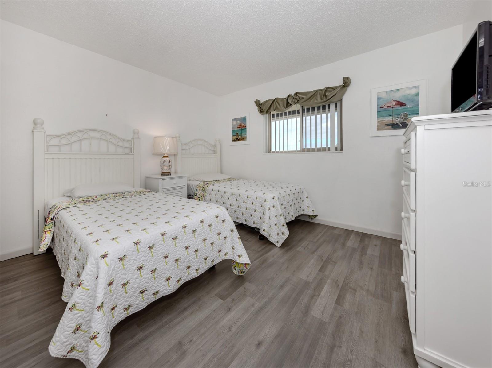 PARKDALE EAST - Residential