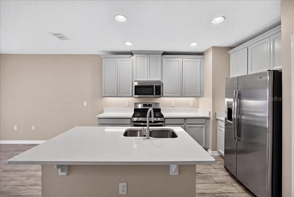 TOWNS AT WHITE CEDAR - Residential