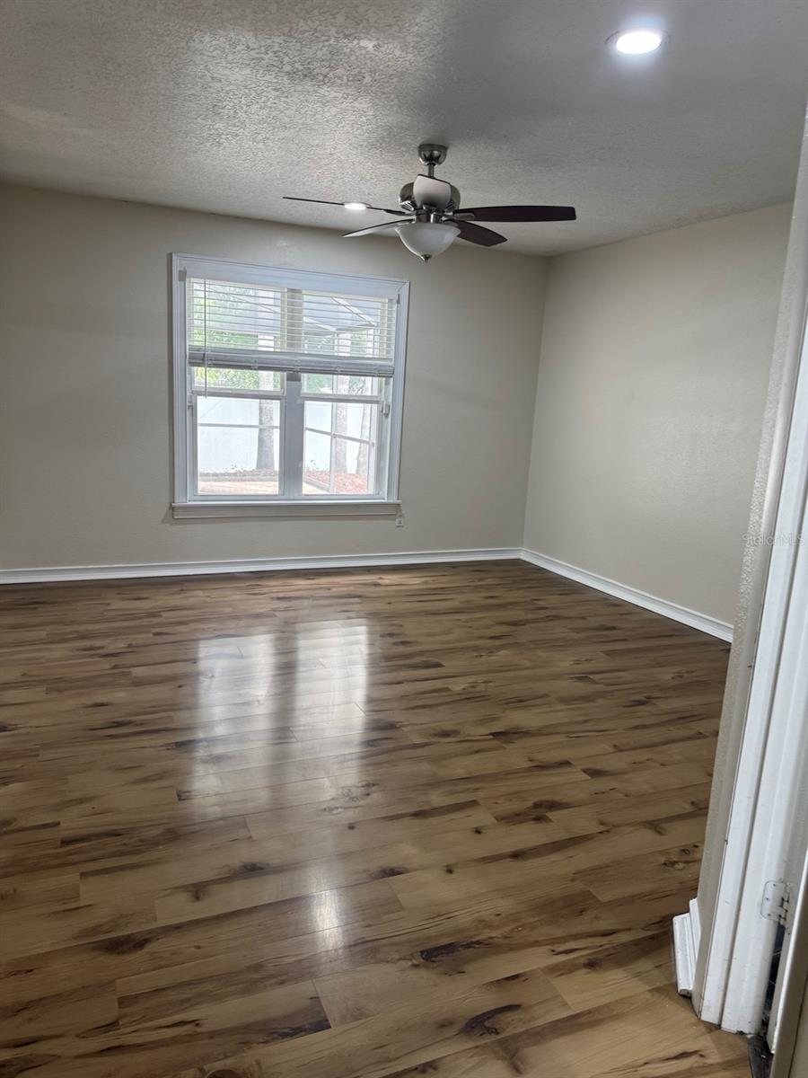 LAKE PADGETT ESTATES - Residential Lease