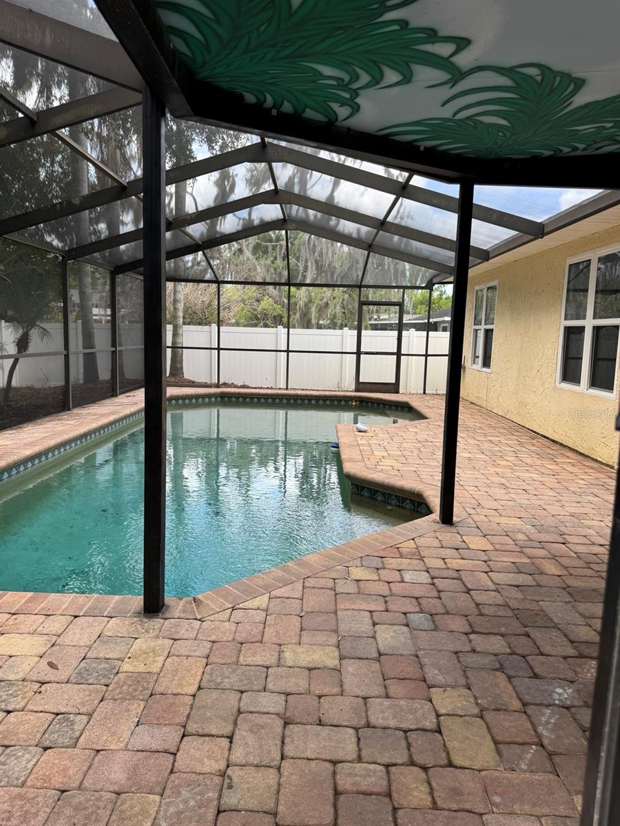 LAKE PADGETT ESTATES - Residential Lease