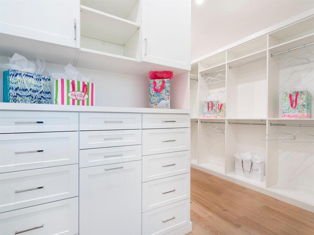 HARTSDALE - Residential